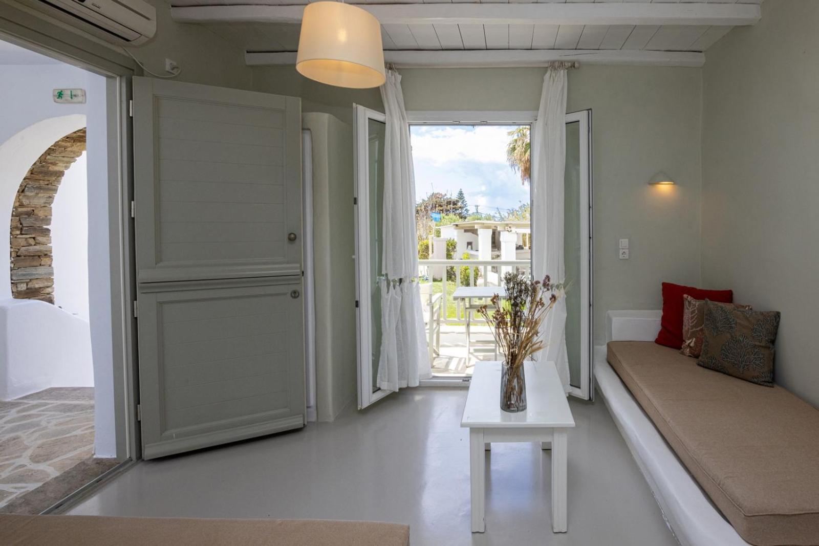 Soulmate'S Suites Tinos Кіонія Екстер'єр фото